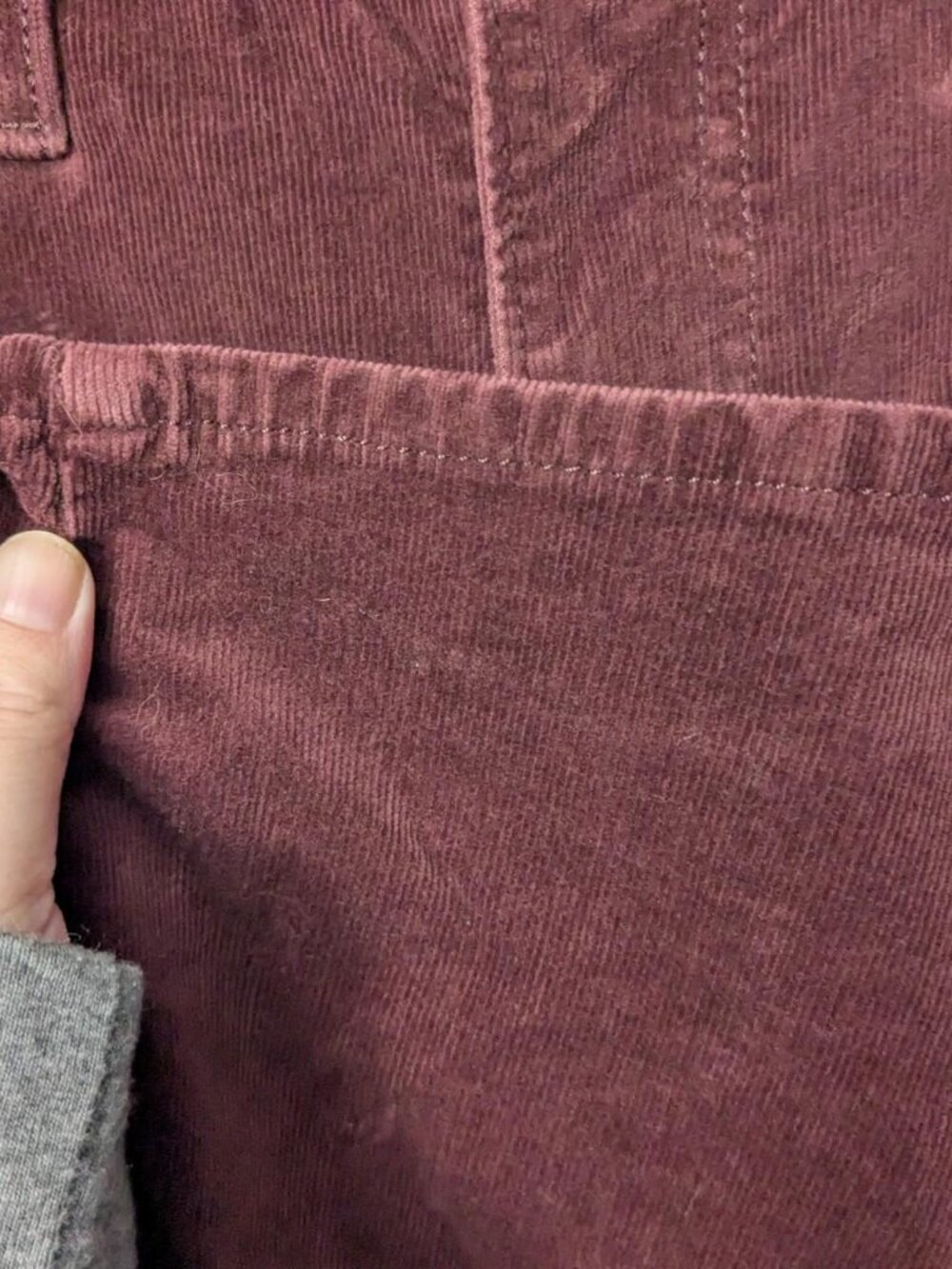 Levi's 724 Maroon High Rise Straight Leg Corduroy Pants Size W 29 x L 32 - Picture 4 of 7